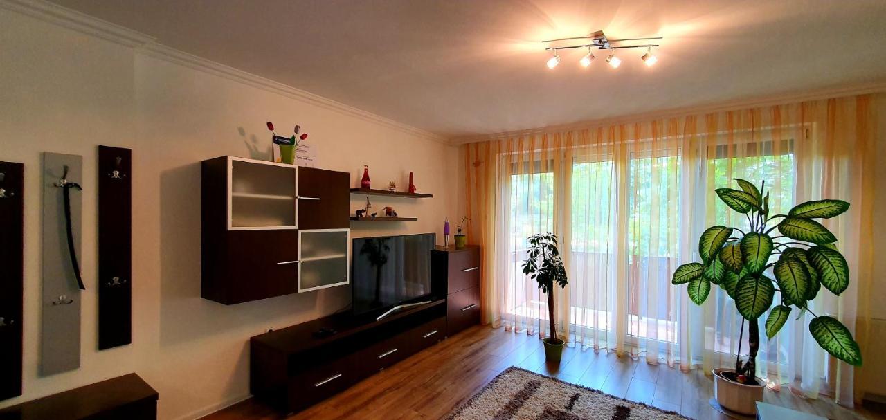 Bazsi Apartman Сиофок Екстериор снимка