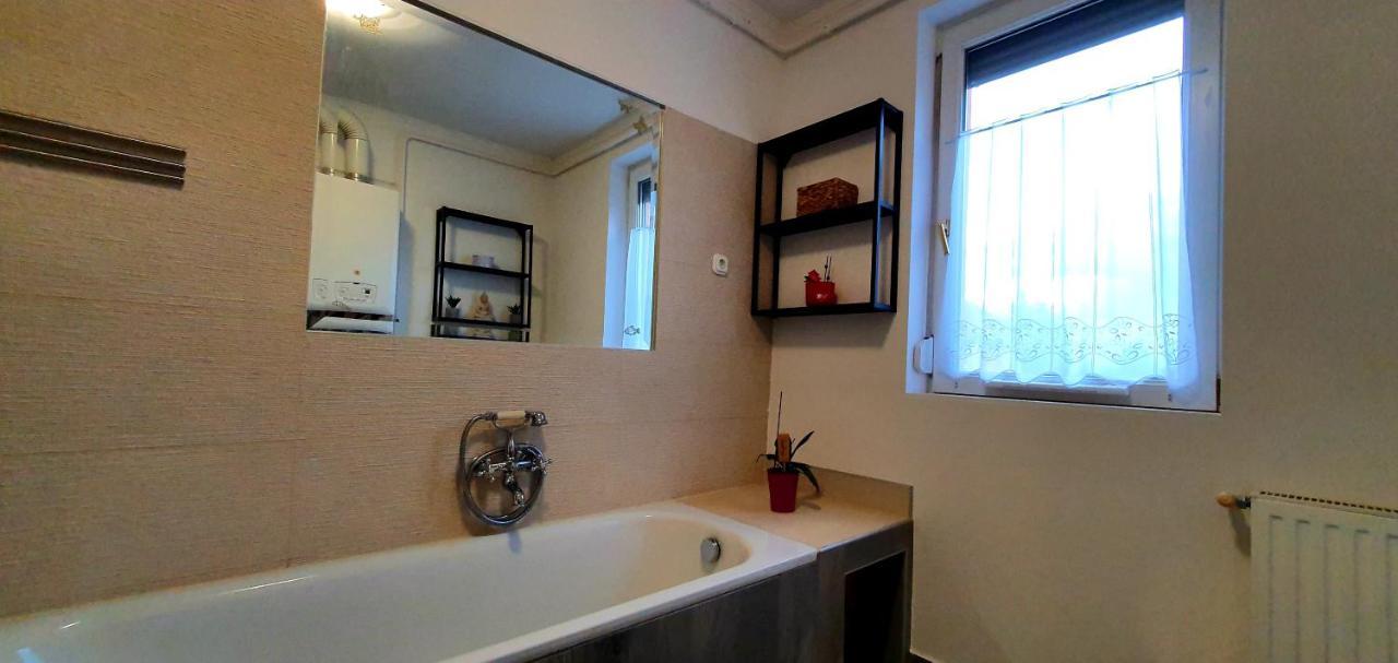Bazsi Apartman Сиофок Екстериор снимка